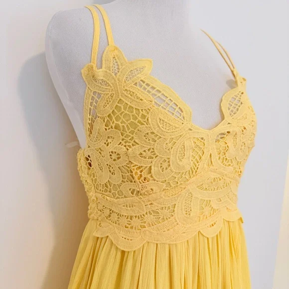 Listicle Yellow Lace Babydoll Sundress - Picture 2 of 6